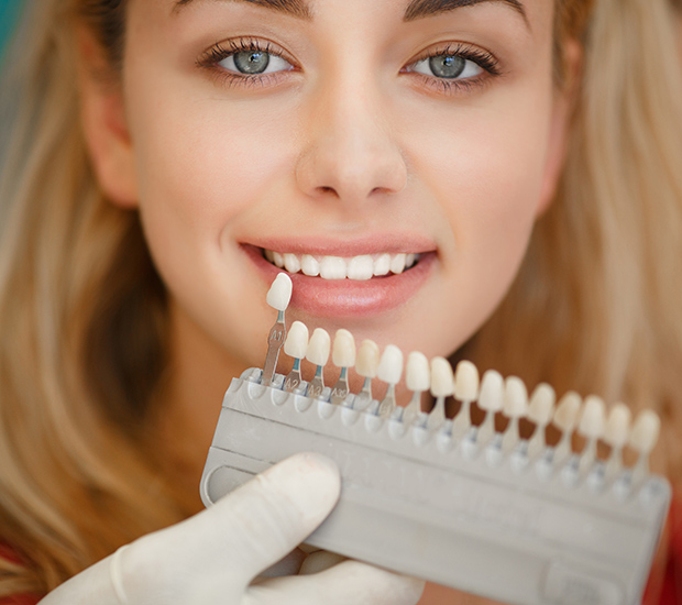 4 Options to Fix a Chipped Tooth - South Gables Dental